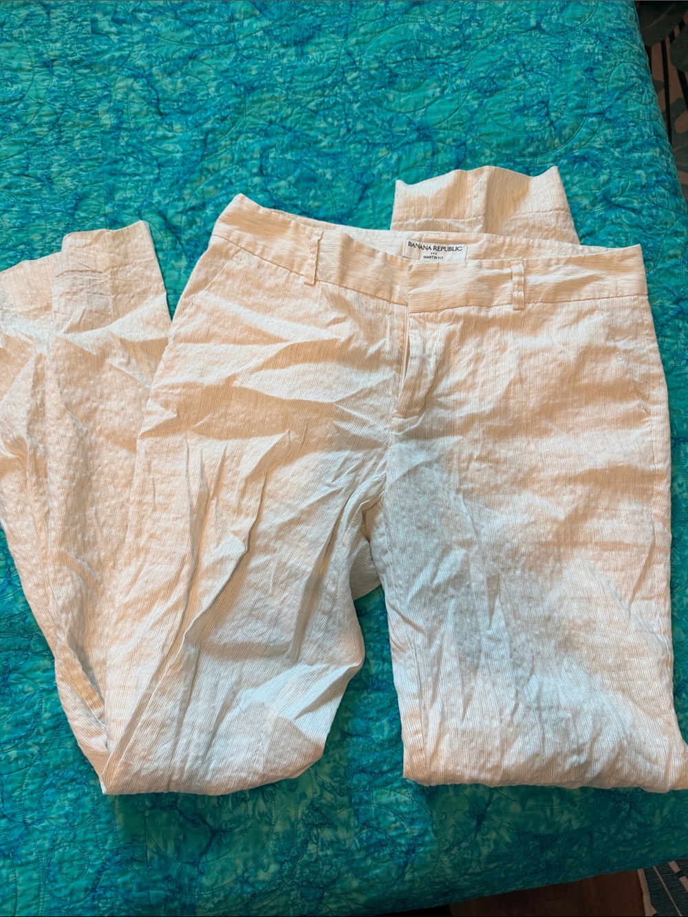 Banana Republic women’s cream Linen-Blend pants